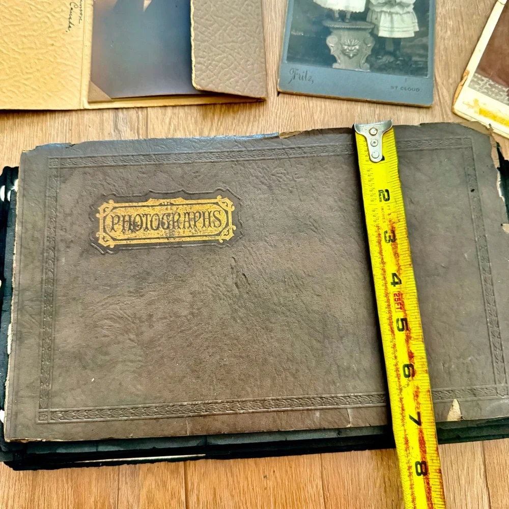 Antique & Vintage PHOTO ALBUM & PHOTOS PORTRAIT “ Cabinet Card “ PHOTOGRAPHS LOT